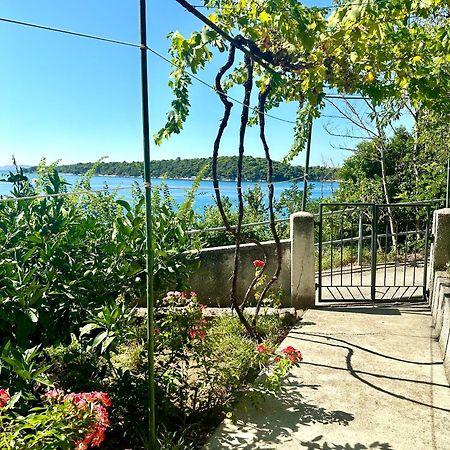 Sea View Room Macolic Palit Exterior photo